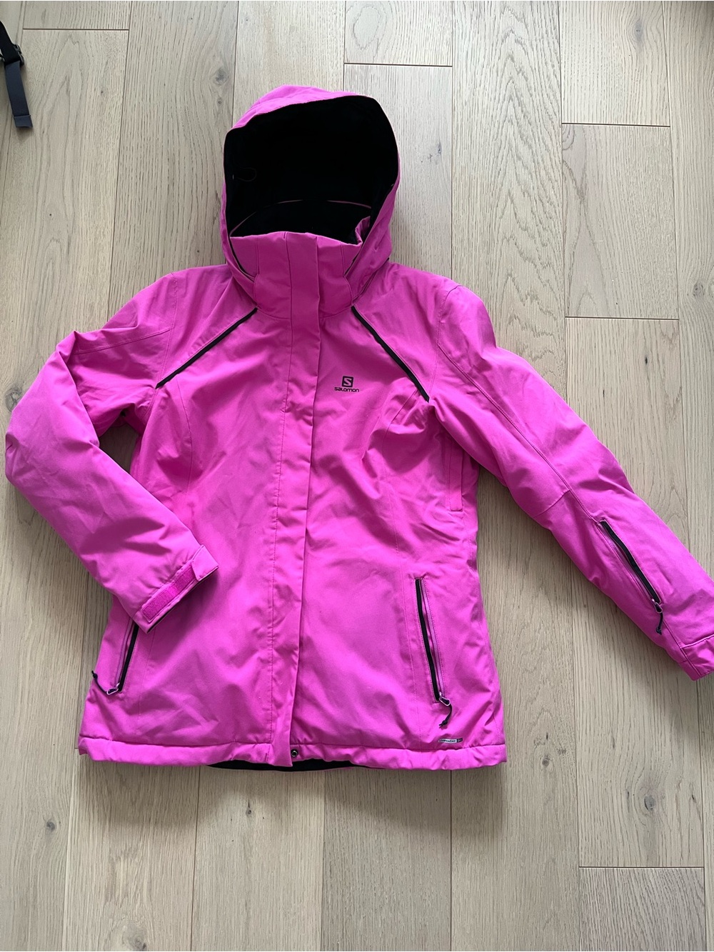 Salomon Women’s Pink Ski Jacket 10K/10K Waterproof – Size L
